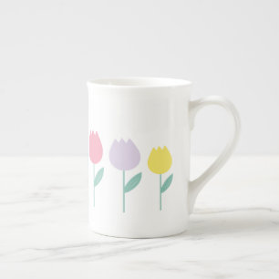 Vackra vårstulpanter Pastell Färg Blommig Benporslin Mugg