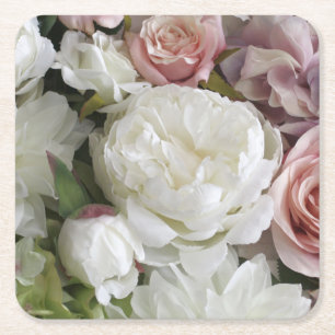 Vackra vita och persikofärgade pioner blomsterpapp underlägg papper kvadrat