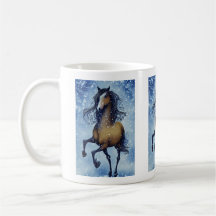 Vackra Whimsique Horse på Snö-vintern