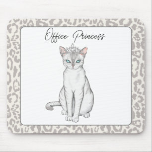 Vackvit katt med Princess Krona Mousepad Musmatta