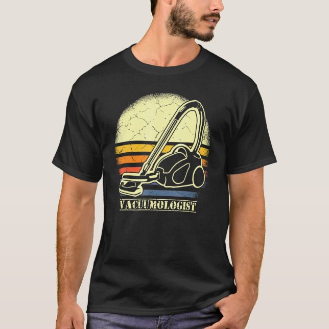 Vacuumolog Carpet Vacuum Städning Household App T Shirt (Framsida)