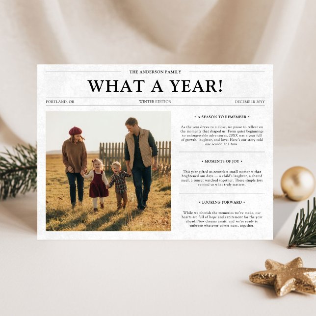 Vad ett års tidningspapper - Pet-julfoto Julkort (Skapare uppladdad)