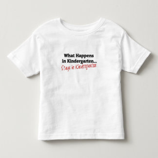 Vad händer i dagis tee shirt