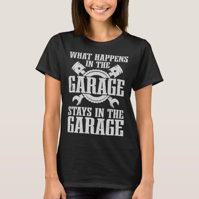 Vad händer i Garage Stays i Garage Mec? T Shirt (Framsida)