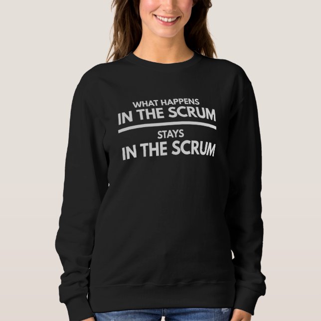 Vad händer i Scrum Funny Rugby Player? T Shirt (Framsida)