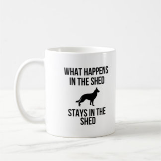 Vad händer i skjulet i skjulet? kaffemugg