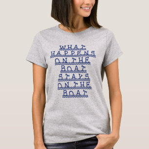 Vad händer på fartygstagen på fartyget tee shirt