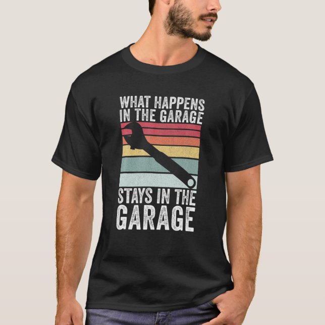 Vad händer på trädgårdsstationerna i trädgårdsgård t shirt (Framsida)