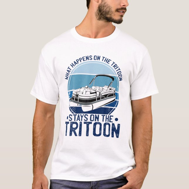 Vad som händer på Triton-stationen på Tritonon T Shirt (Framsida)