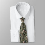Vad som Ljuger under Bloom - Gothic Victorian Slips<br><div class="desc">Inte all skönhet är lätt. Det som Ljuger nedanför Bloom-upprullningen spolar upp buketter av grädde, och blå tvärs över baroque-rullwork - men peer Närmare, och vinerna skiftar. Groteska beaster rullar genom petalerna och fäller mjukt under lagrar av elegans och sönderfall. Ornamenterad opulens döljer något mycket äldre och mycket mindre snällt....</div>