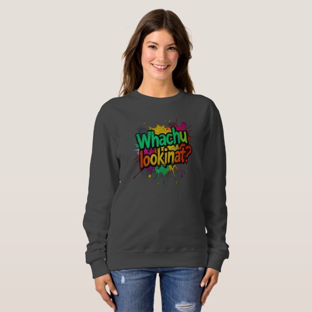 Vad tittar du på Rollig Graffiti Gatutrustning T Shirt (Hel framsida)