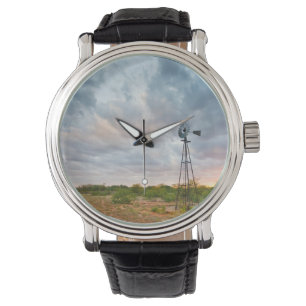 Väderkvarn Och Moln Vid Solnedgång Armbandsur