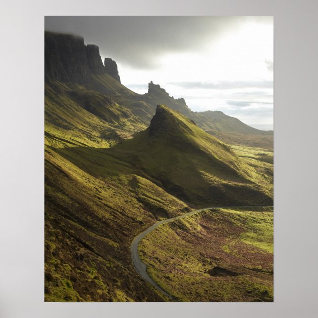 Väg i höjd med Quiraing, Isle of Skye. Poster (Framsidan)