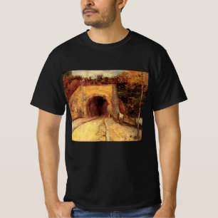 Väg med undergångsviadukt av Vincent van Gogh T Shirt