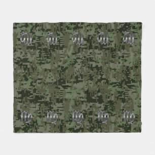 Våg Zodiac-tecken på Woodland Digital Camo Fleecefilt