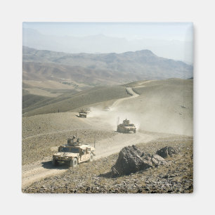 Vägar för berg för Humvees travers ojämna Magnet