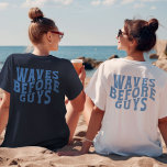 Vågar före killar Sommar Girls Beach Vacation T Shirt<br><div class="desc">Gör dina flickors resa oförglömliga med den här Vinkara före-skjortan! Perfekt för möhippor och tropiska vakter visar denna öga-fångststation en lekfull våg och handflatan träd-design. Kraftverk från högkvalitativa material för bästa komfort och stil,  det är för alla stranddestinationer. Lägg till den här måste ha skjortan till din resegardina nu!</div>
