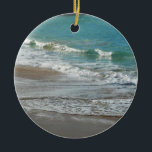 Vågar på Beach Turquise Blue Ocean Julgransprydnad Keramik<br><div class="desc">Många människor åker till en strand för att njuta av lugnen om att vågar överlappar på stranden. Här är ett foto av oceanen vinkarare på Saint Lucias strand. Kolla in vår butik om du vill ha mer avslappnande strandfoton. Det här bild är också tapet i widescreenformat med "Vinkar lapping på...</div>