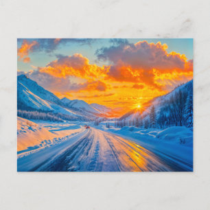 Vägar vid Sunset i vinter genom bergen Helg Vykort