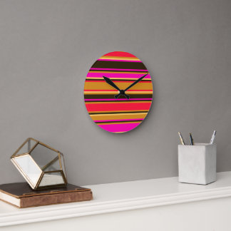 Väggklocka för guld, rött och Magenta med stripe