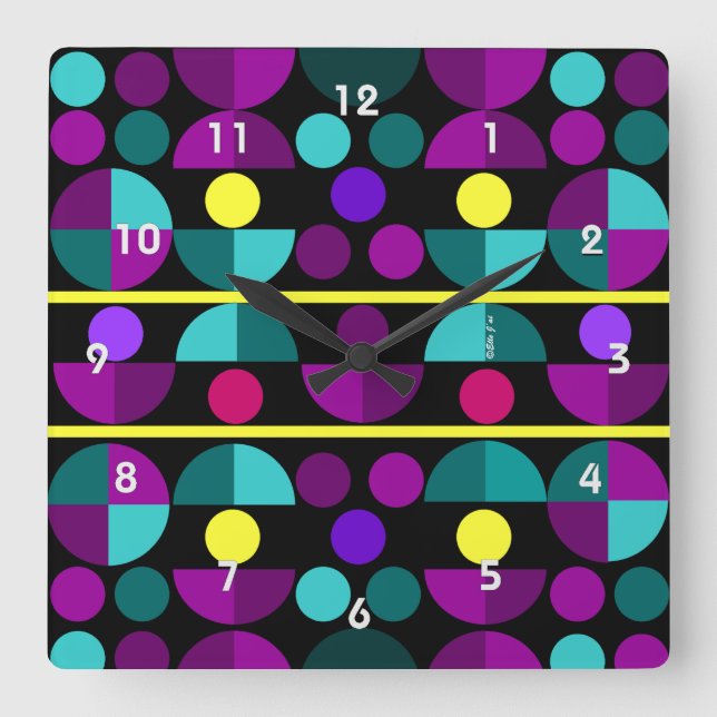 Väggklocka i halvcirklar (Framsida)