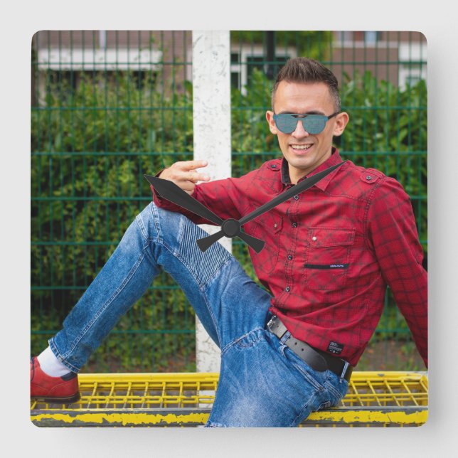 Väggklocka med bra vibbar (Framsida)