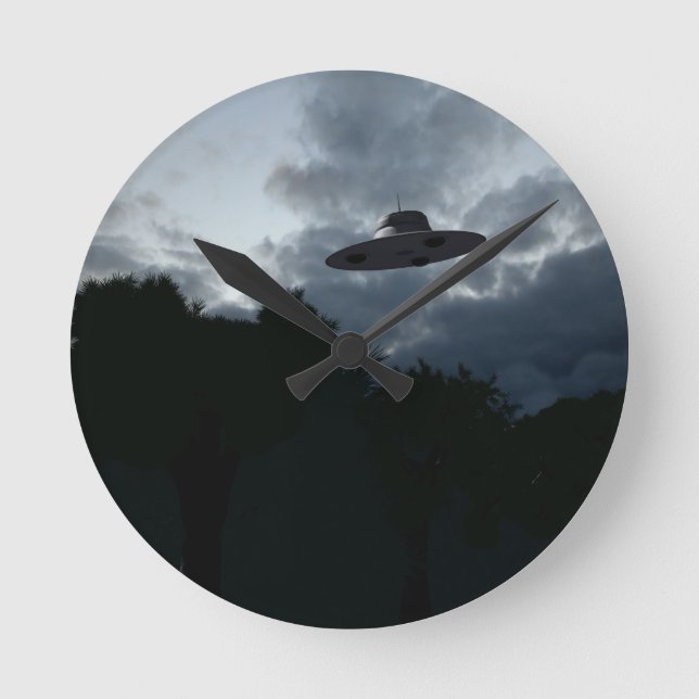 Vägglås för klassiskt flygande sågregat rund klocka (Framsida)