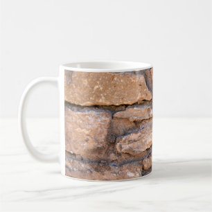 Väggvägg med cient brick. Bakgrund för grovvägg. B Kaffemugg