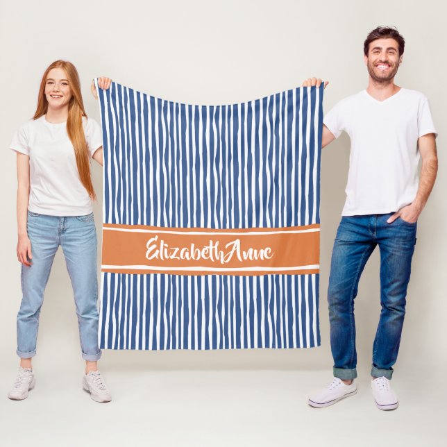 Vågigt Painterly Rand Orange och Blue med Namn Fleecefilt (På plats)