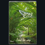 Vägledande år 2013 kalender<br><div class="desc">En kalender som tar dig på en promenad utan att lämna ditt hem.</div>