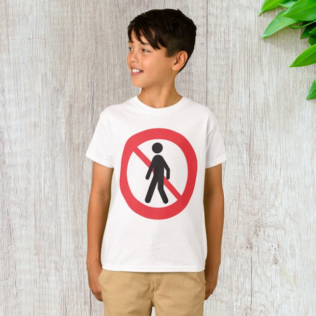 Vägnamnsskylt för inga fotgängare t shirt (Skapare uppladdad)