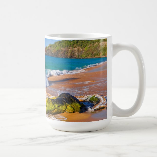 Vågor kraschar på stranden, Hawaii Kaffemugg (Höger)