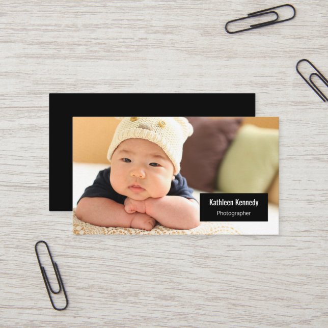 Vågrät Foto Baby Photograf Modern Minimal Visitkort (Fram/Back In Situ)