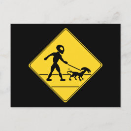 Vägskylt - Alien Crossing Vykort