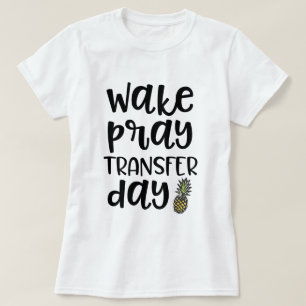 Vaket ber medvetenhet för Infertility för T Shirt