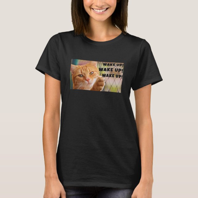 Vakna! (mörk) T-Shirt (Framsida)