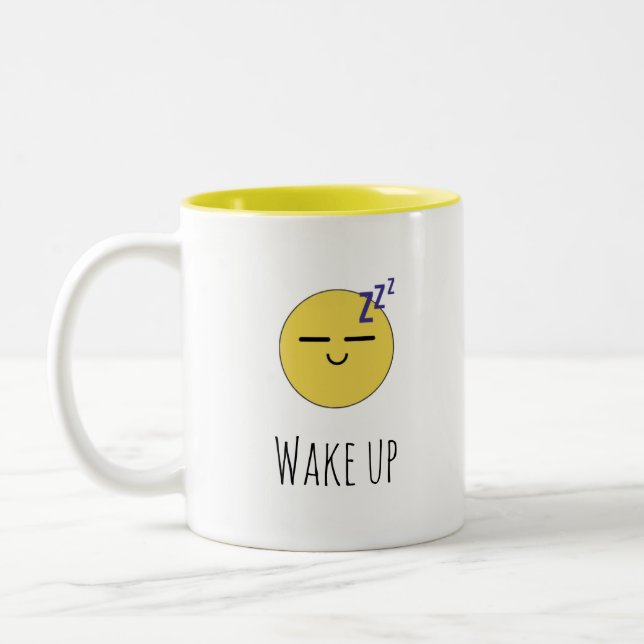 "Vakna" Sövande Emoji Mugg (Vänster)