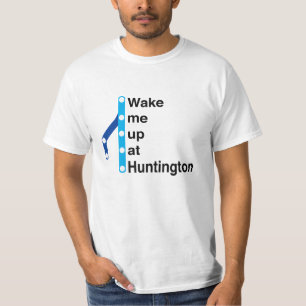 Vakna upp mig på den Huntington stationen Tee