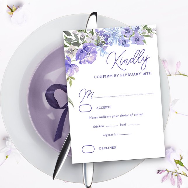 Val av elegant Lila Peri Blommigt Entree OSA Kort (Purple floral response card with editable rsvp deadline date and entree selections)
