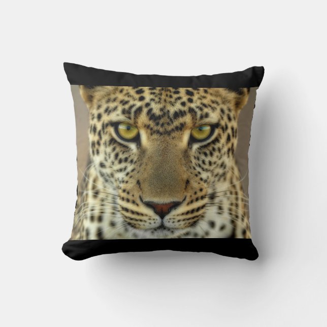 Våldsam Leopard Kudde (Framsida)