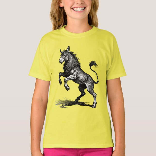 Valefor Det lömska monstret vaknar T Shirt (Framsida)