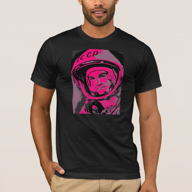 Valentina är min hemflicka. t shirt (Framsida)