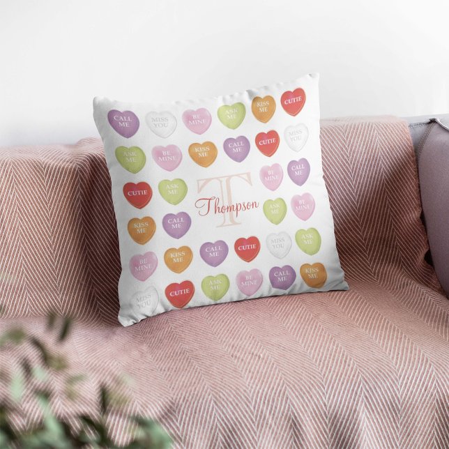 Valentindagen Monogram Cute Heart Candy Kudde (Skapare uppladdad)
