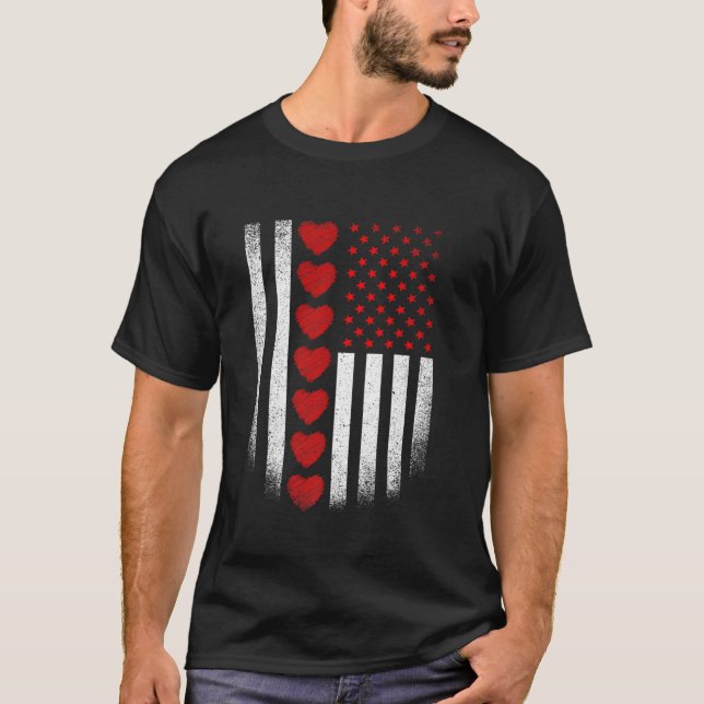 Valentine Day American Flagga Red Hearts US Patrio T Shirt (Framsida)