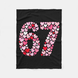 Valentine’s Day 67 Hearts Romantic Funny Six Seven Fleecefilt