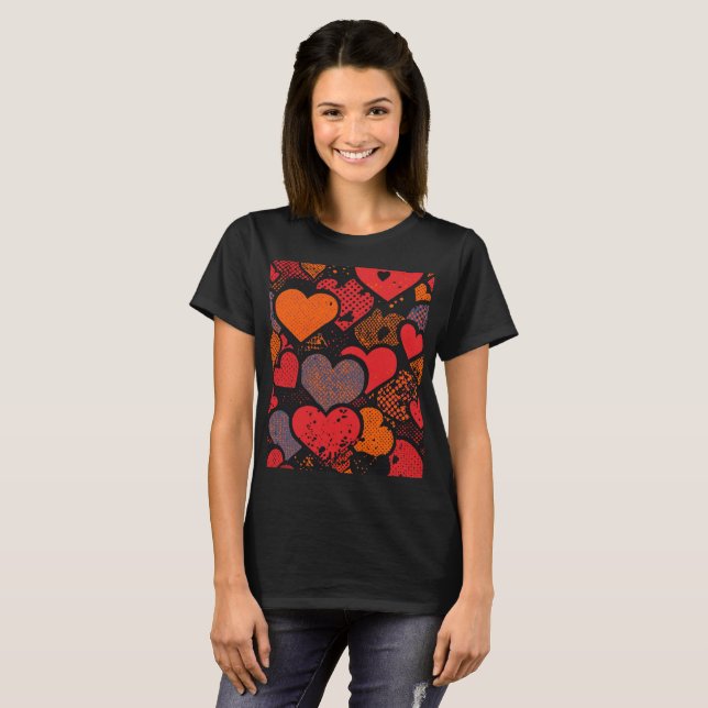 Valentine’s Day Heart Pattern – Retro Pop Art T Shirt (Hel framsida)