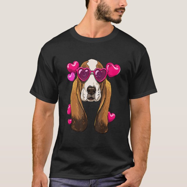 Valentines Day Basset Hound Heart Couples Basset H T Shirt (Framsida)