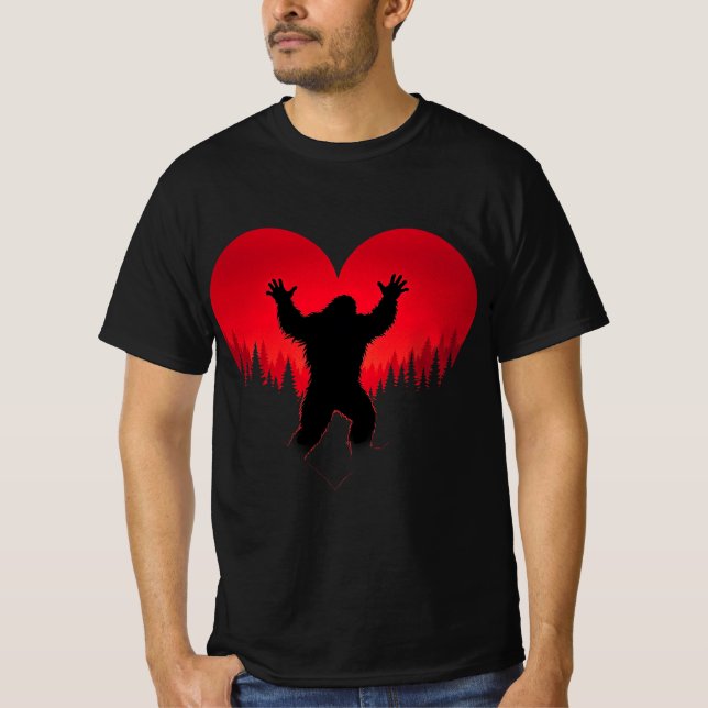 Valentines day BigFoot Premium T-Shirt, roligt T Shirt (Framsida)