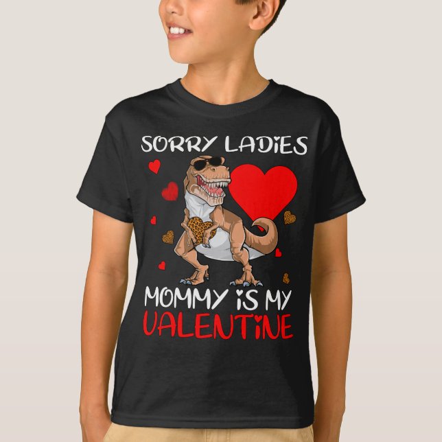 Valentines day Boys Kids Beklagar att Dam Mamma är T Shirt (Framsida)