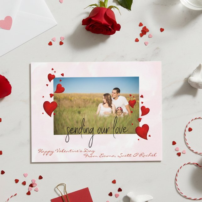 Valentine's Day Foto Mall Sending Our Love Vykort (Skapare uppladdad)